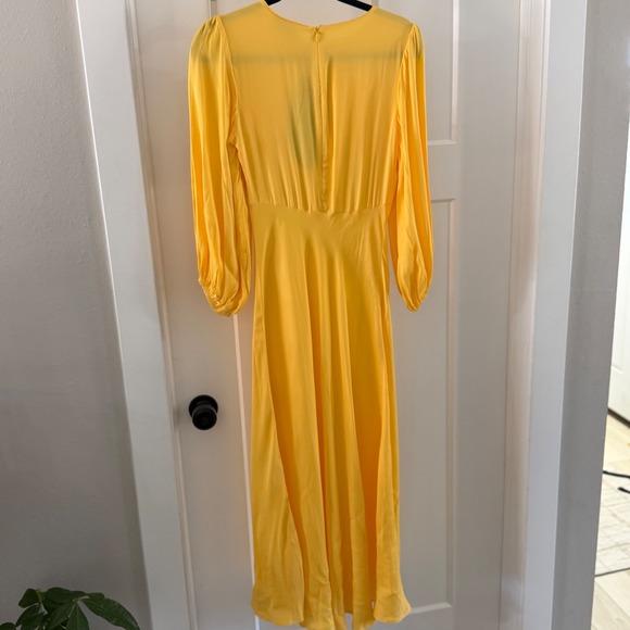 Farm Rio Yellow Bead Embellished Draped Satin Midi Dress XS Cutout Boho New Flaw - Picture 5 of 10